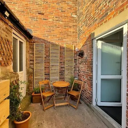 4@No.4. A Cosy Spot For 4 And One Furry Friend Villa Cawood Exterior photo